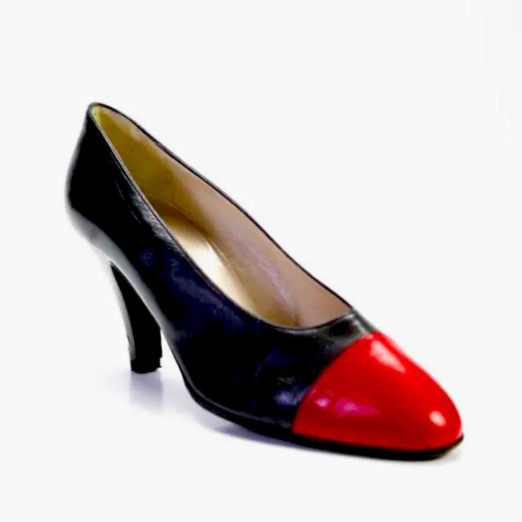 RARE! 🌸CHANEL SHOES🌸 - Picture 1 of 10